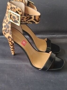 Calvin Klein Size 10 Vable Leopard Platform Ankle-Strap High Heels
